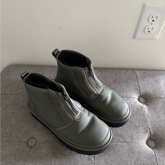 UGG Neumel Platform Zip Ultra Matte Seaweed Boots 7 - Picture 7 of 8